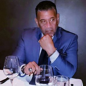 Meet your Posher, Màrk